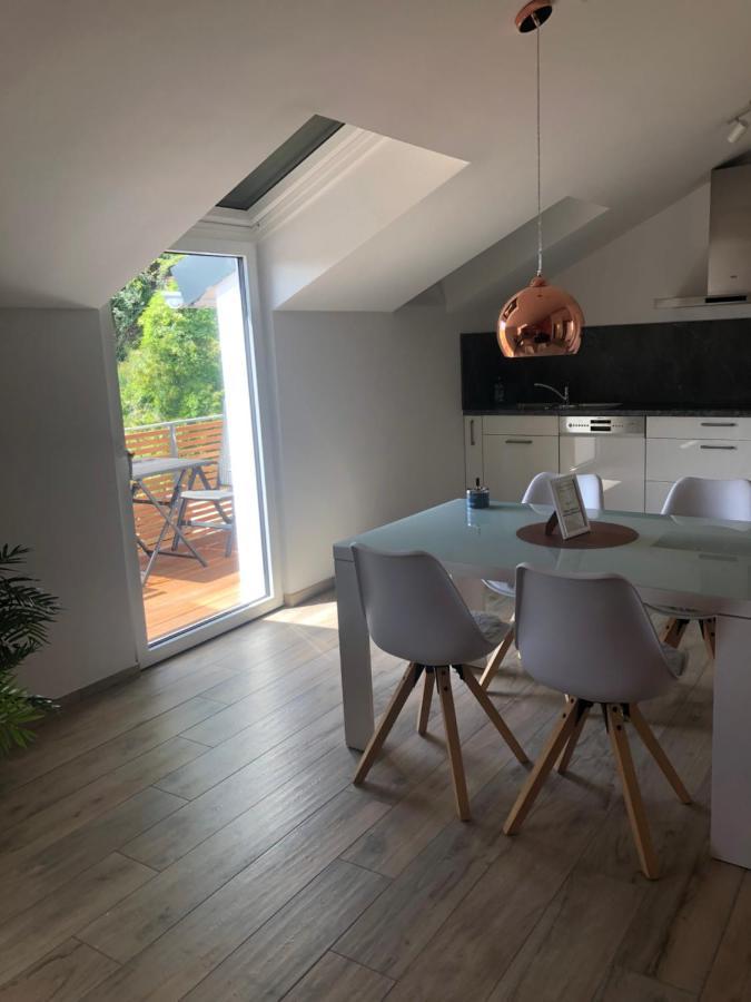 Ferienwohnungen Lamisto Am Waldesrand Neckartenzlingen Екстериор снимка